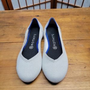 Rothys Round Toe Flat Size 9
